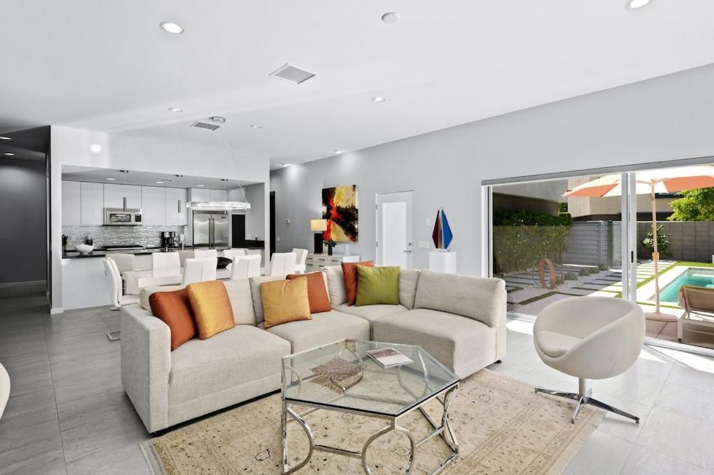 Spectacular Home In The Morrison W/ Private Pool Palm Springs Exterior photo